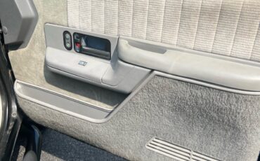 GMC-Yukon-1994-16