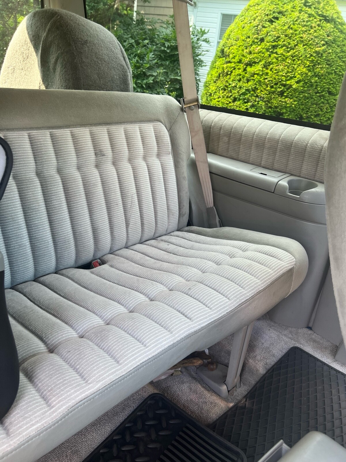 GMC-Yukon-1994-18