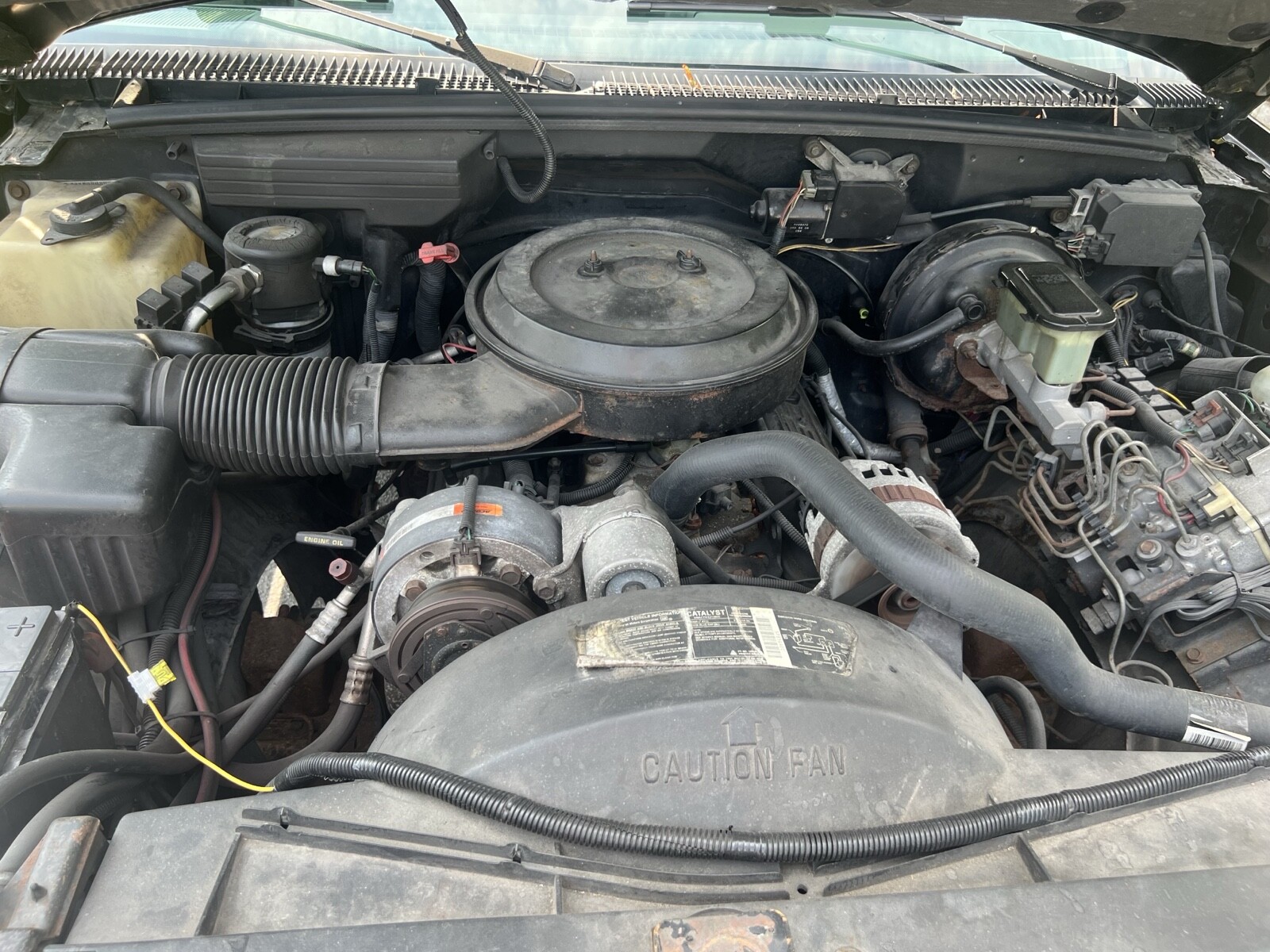 GMC-Yukon-1994-24