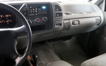 GMC-Yukon-1995-SUV-15