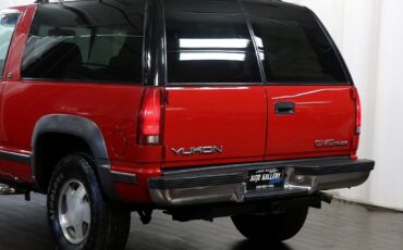 GMC-Yukon-1995-SUV-8