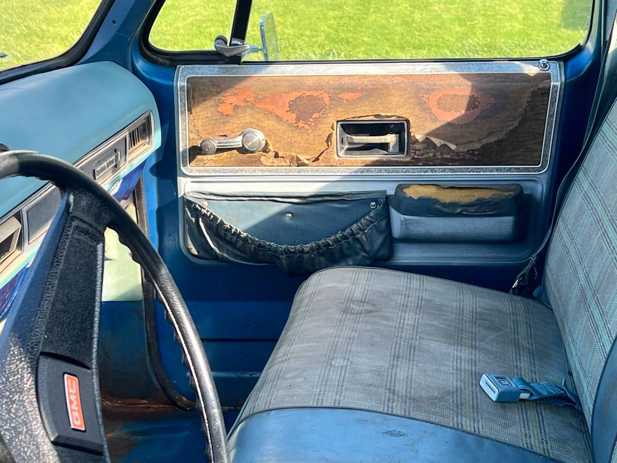 Gmc-1975-blue-4