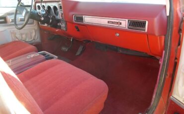 Gmc-1979-red-12