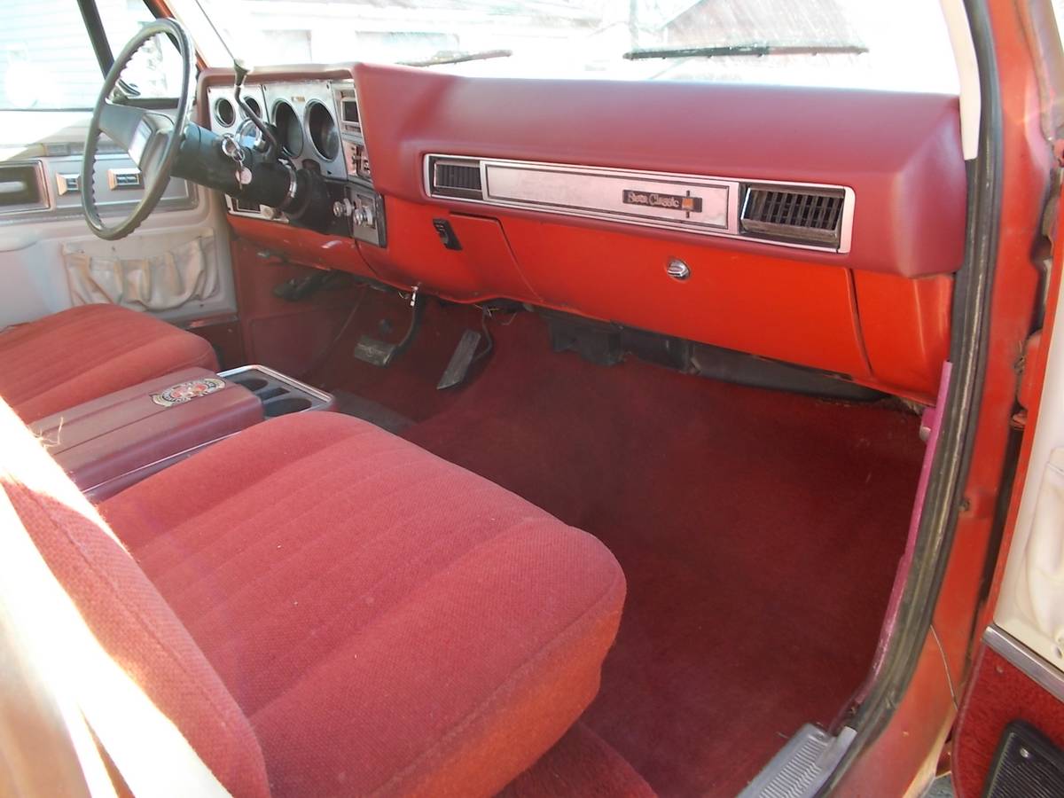 Gmc-1979-red-12