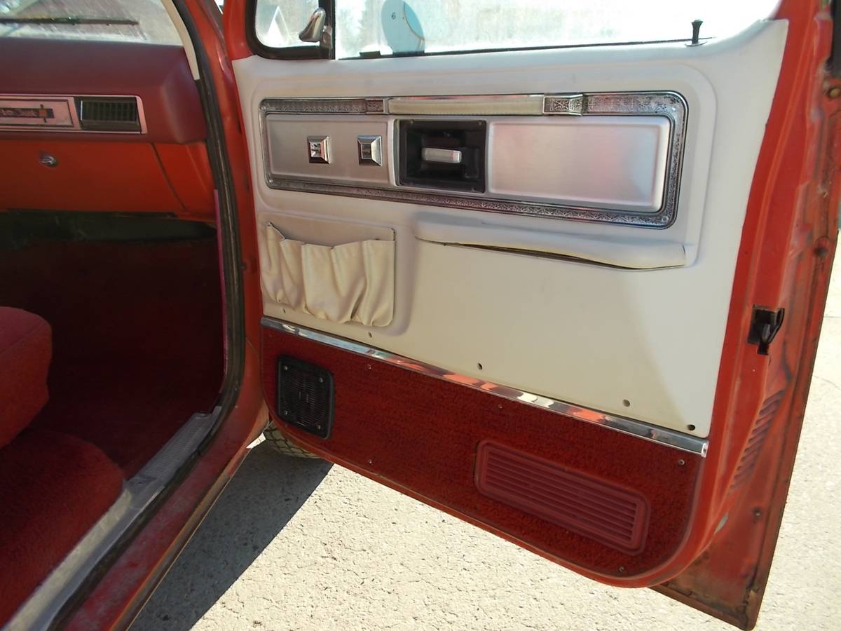 Gmc-1979-red-13