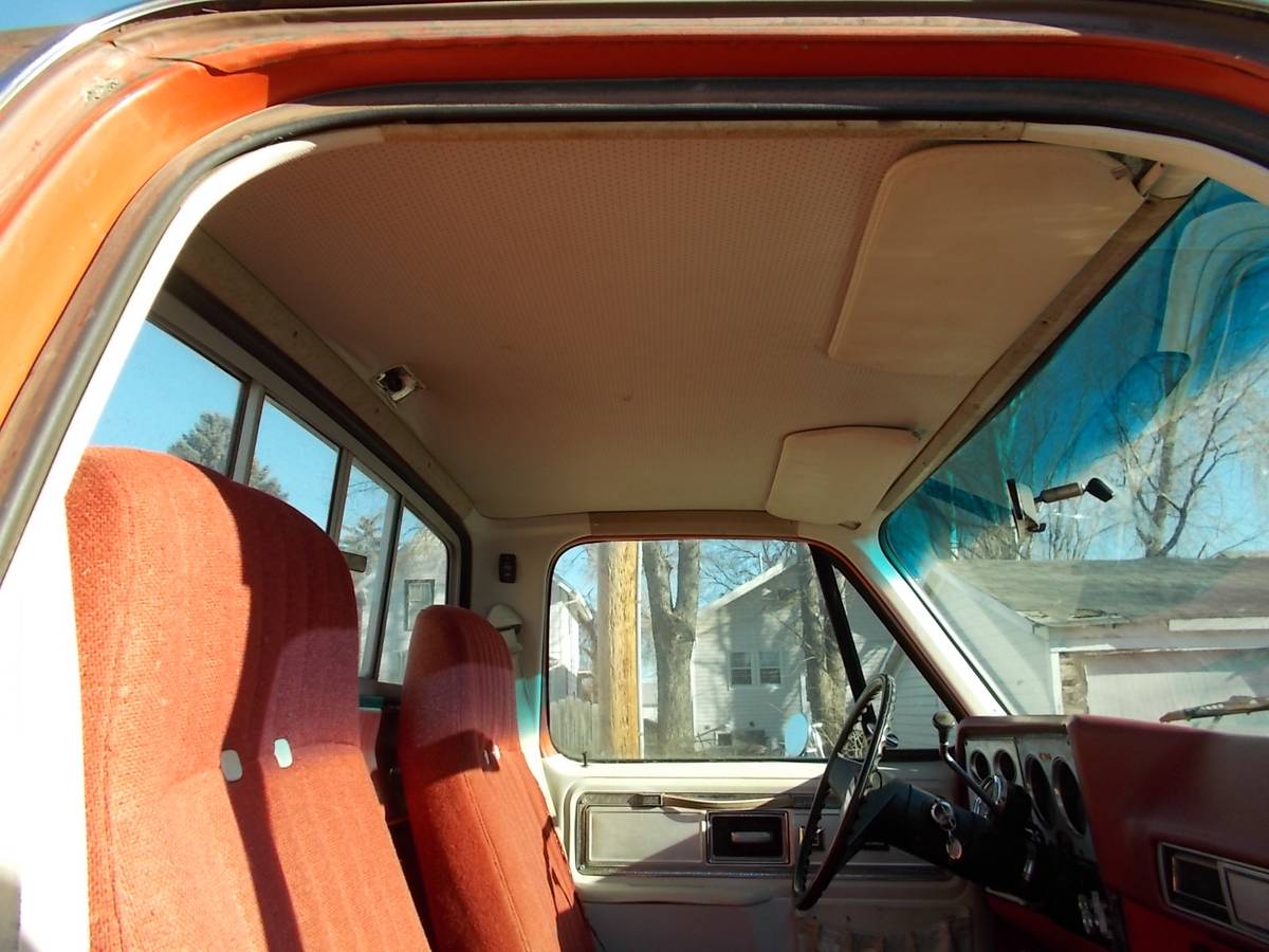 Gmc-1979-red-15