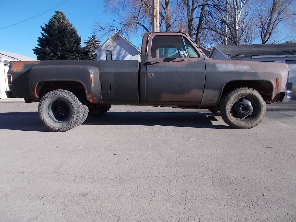 Gmc-1979-red-3