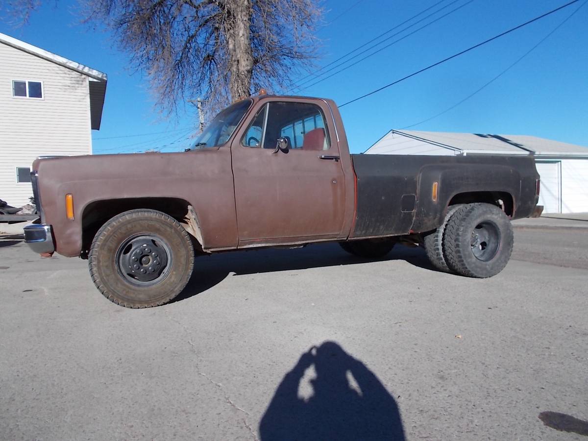 Gmc-1979-red-4