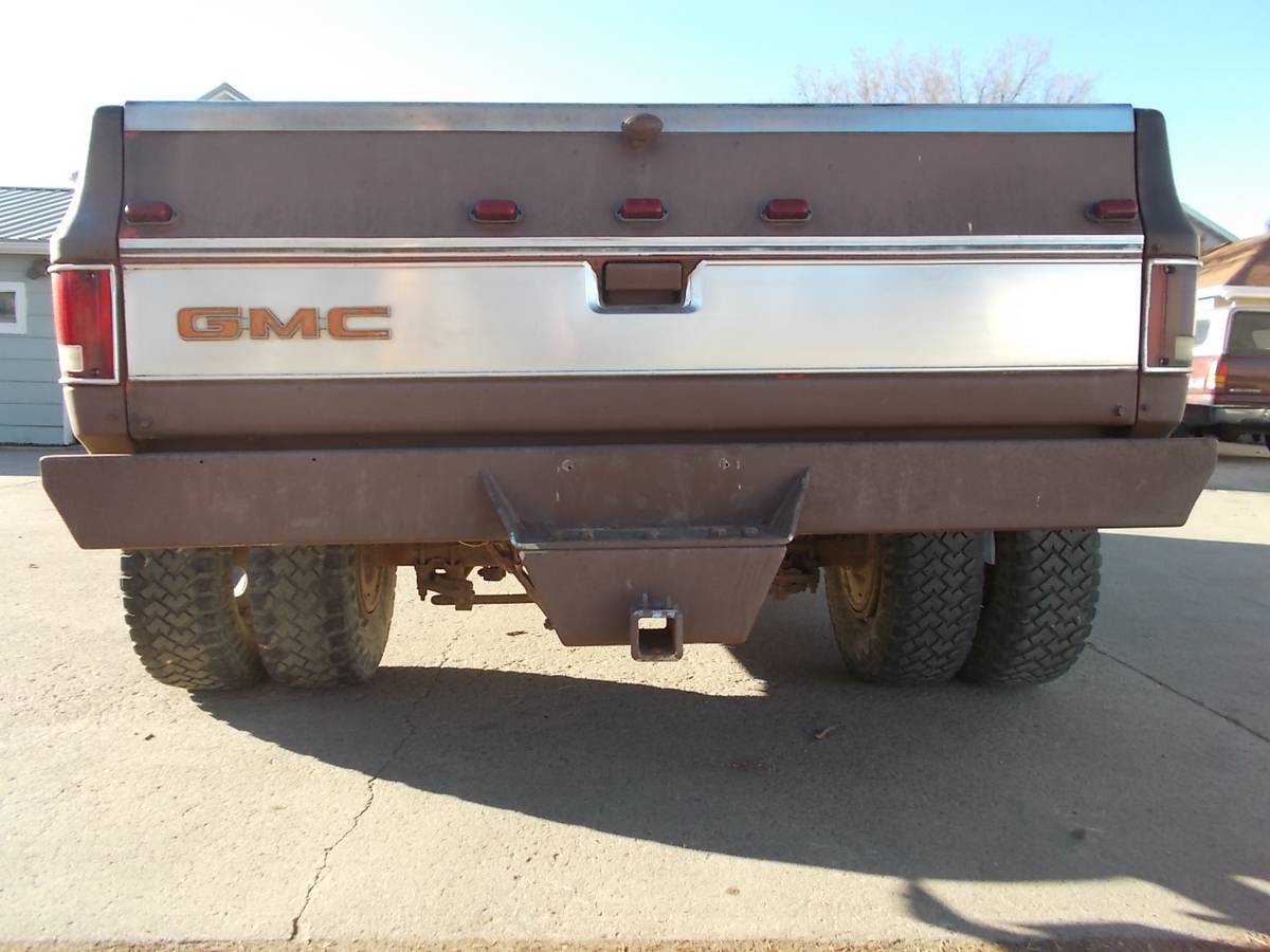 Gmc-1979-red-5