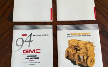 Gmc-C7-7000-medium-duty-medium-conventional-104-dies-1994-white-21