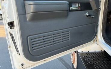 Gmc-C7-7000-medium-duty-medium-conventional-104-dies-1994-white-7