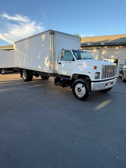 Gmc C7 7000 medium duty medium conventional - 104 dies 1994 white