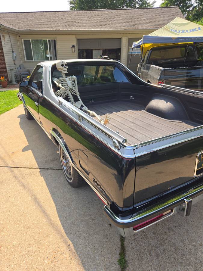 Gmc-Caballero-12-ton-nominal-1987-black-2