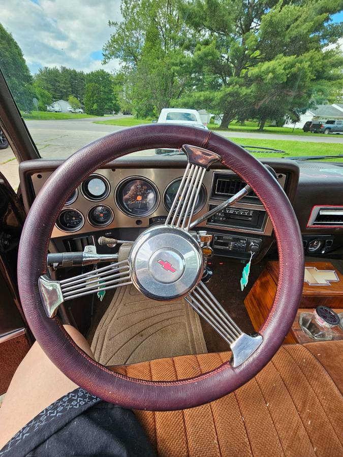 Gmc-Ck-2500-1985-brown-20