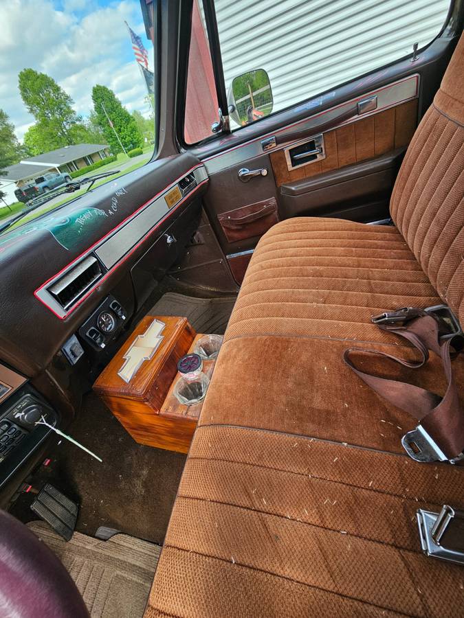 Gmc-Ck-2500-diesel-1985-brown-12