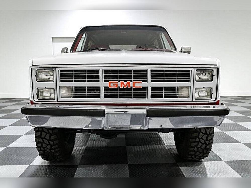 Gmc-Jimmy-1984-custom-1