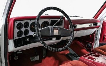 Gmc-Jimmy-1984-custom-13