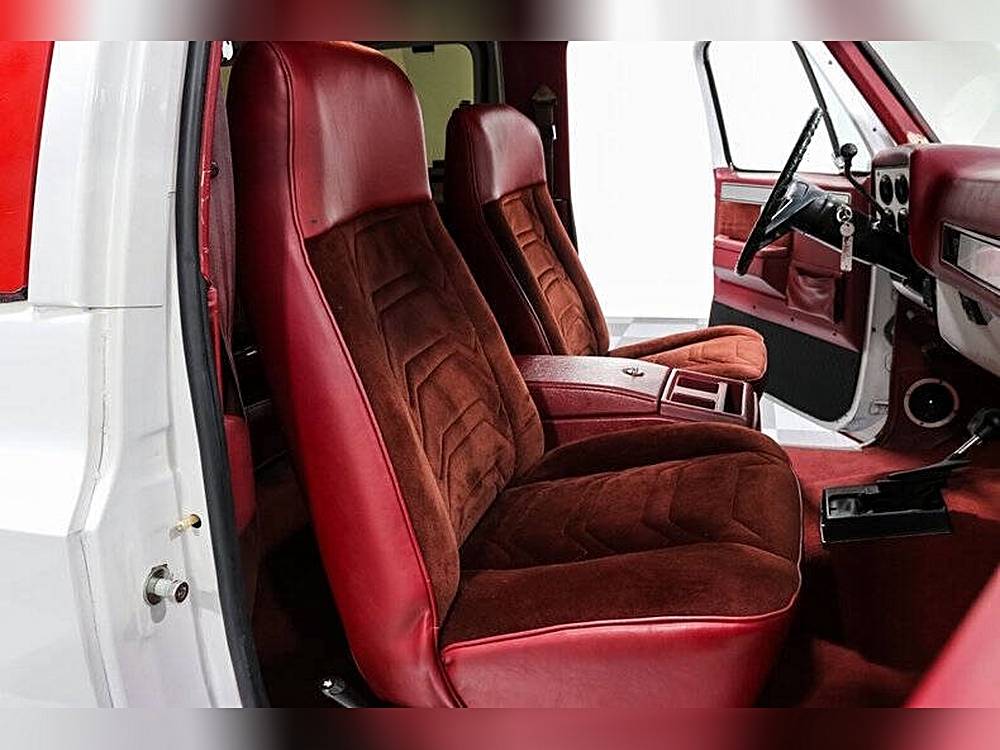 Gmc-Jimmy-1984-custom-17