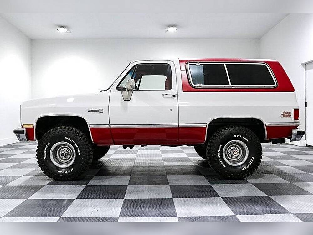Gmc-Jimmy-1984-custom-4