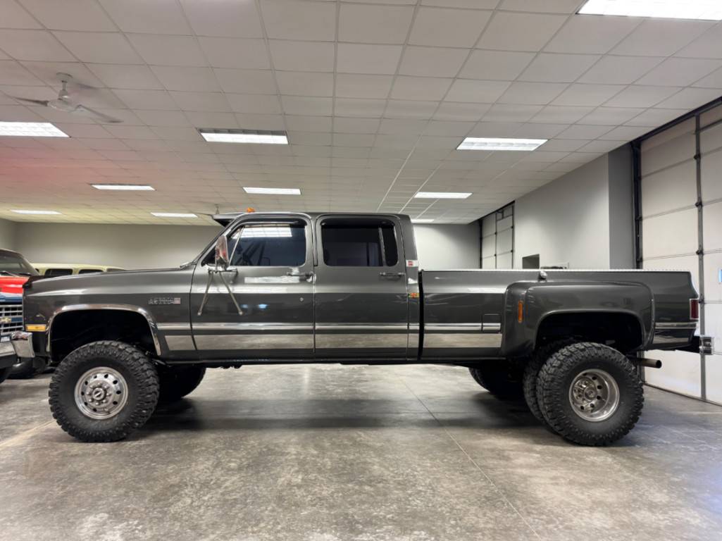 Gmc K30 crew cab  1984