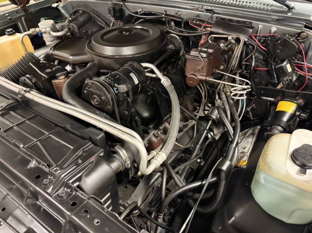 Gmc-K30-sierra-classic-1987-11
