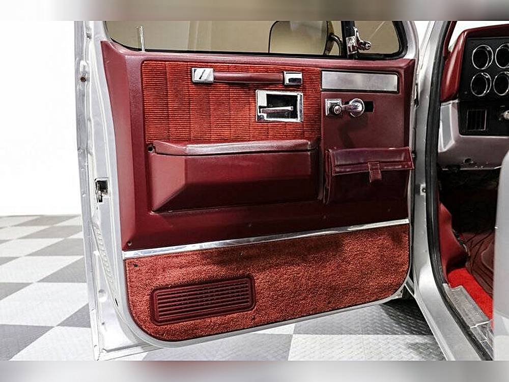 Gmc-Rv-2500-series-1988-custom-12