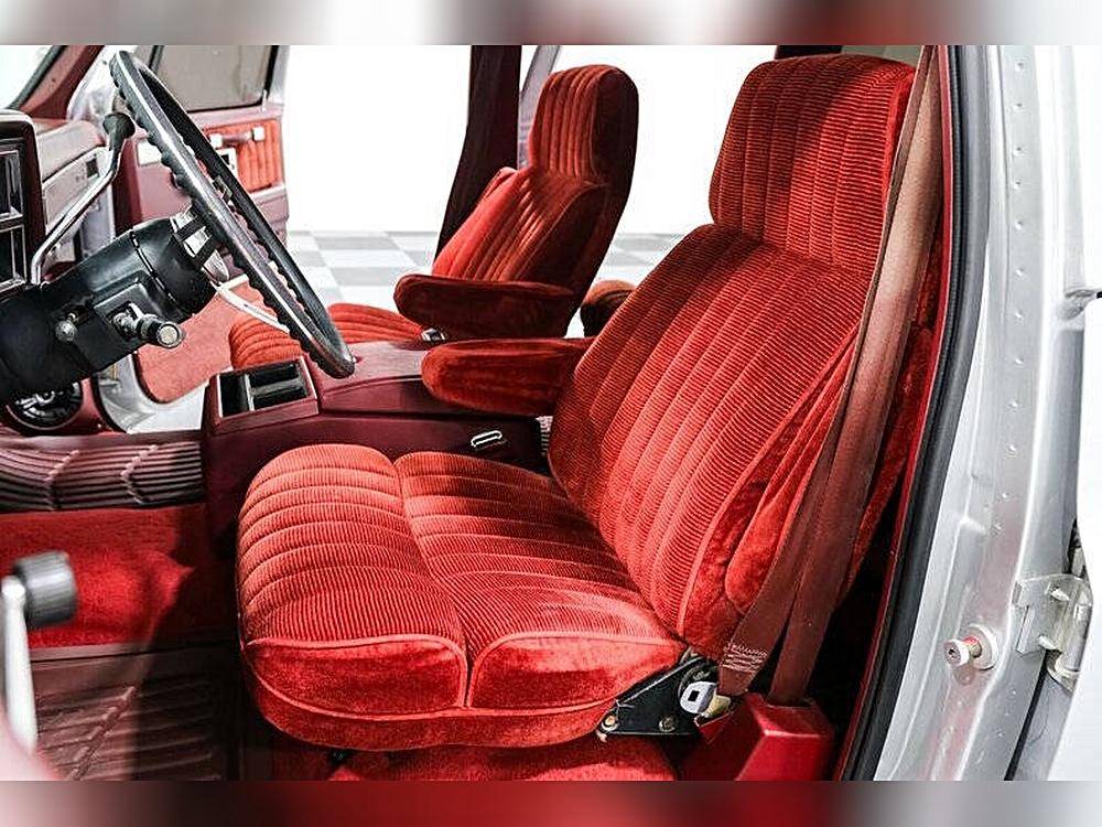 Gmc-Rv-2500-series-1988-custom-14