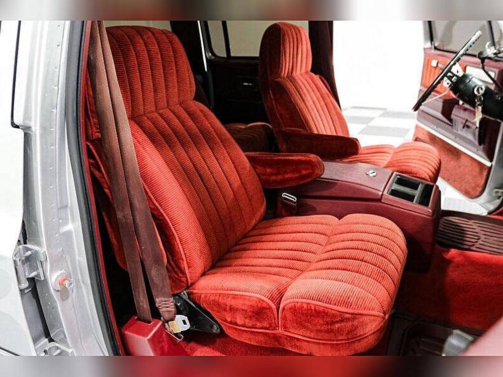 Gmc-Rv-2500-series-1988-custom-17