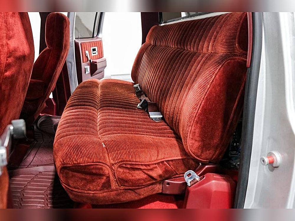 Gmc-Rv-2500-series-1988-custom-21
