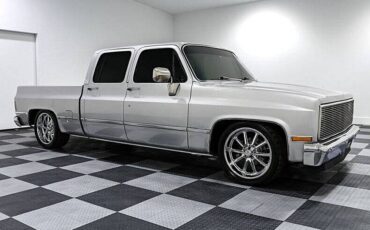 Gmc-Rv-2500-series-1988-custom-22