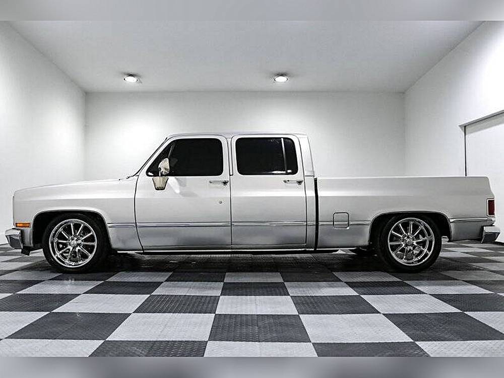Gmc-Rv-2500-series-1988-custom-23