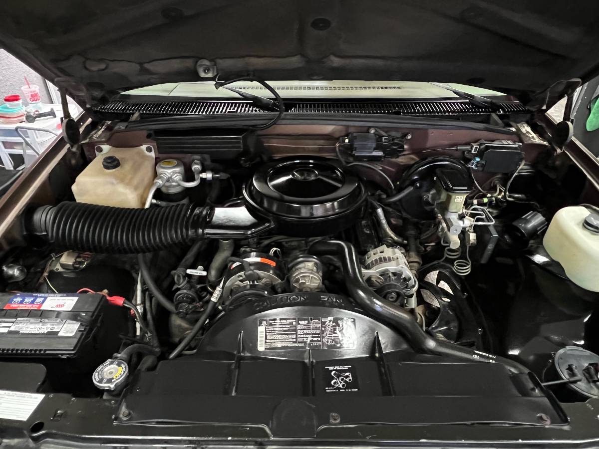 Gmc-Sierra-1500-shortbed-1988-brown-15