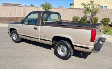 Gmc-Sierra-1500-shortbed-1988-brown-4