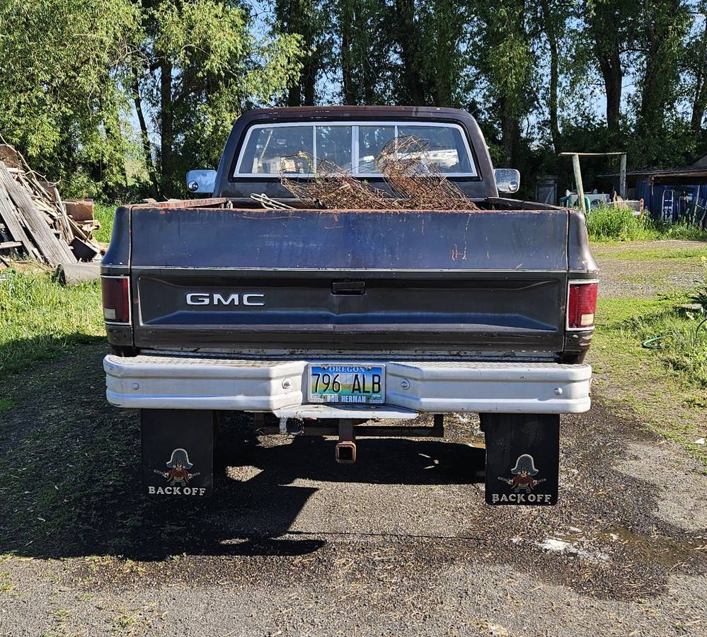 Gmc-Sierra-2500-1984-brown-1
