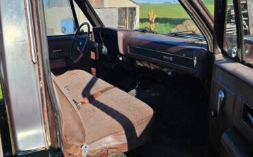 Gmc-Sierra-2500-1984-brown