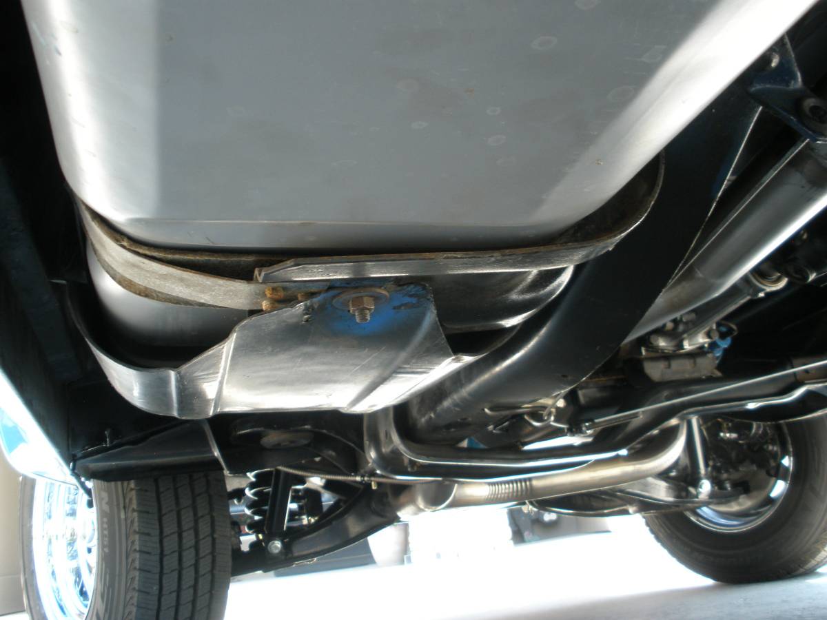 Gmc-Sierra-classic-c-1500-1981-blue-17