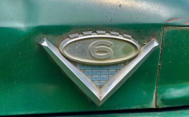 Gmc-Suburban-1963-green-13