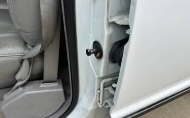 Gmc-Suburban-2500-diesel-1995-white-13