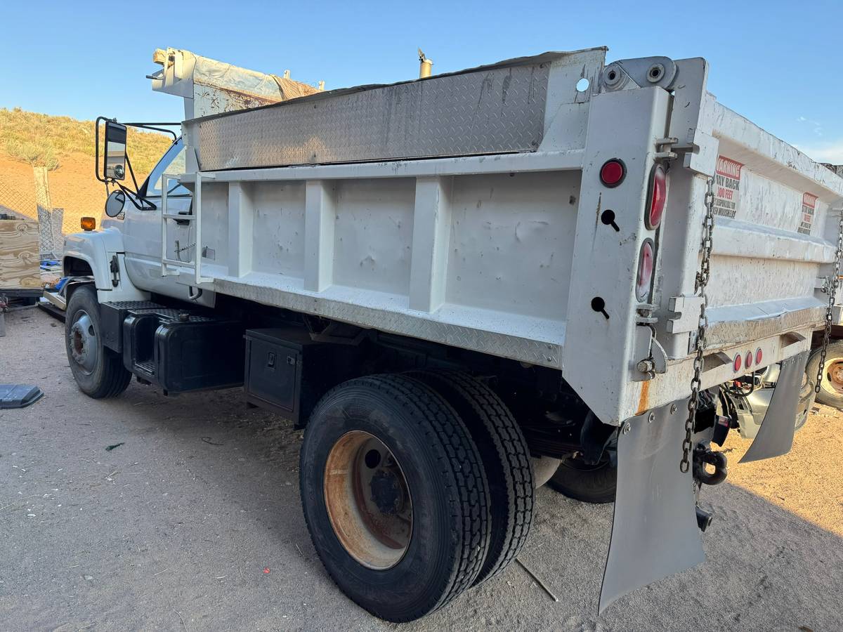 Gmc-Topkick-diesel-1992-white-3