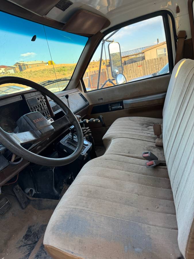 Gmc-Topkick-diesel-1992-white-5