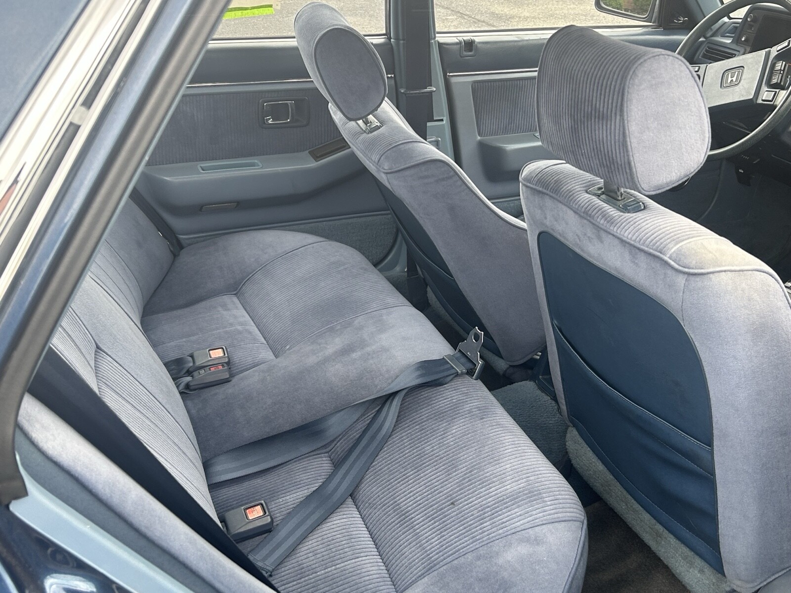 Honda-Accord-1985-27