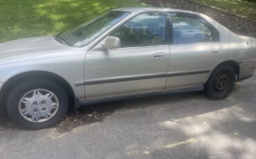 Honda-Accord-1995-Sedan-3