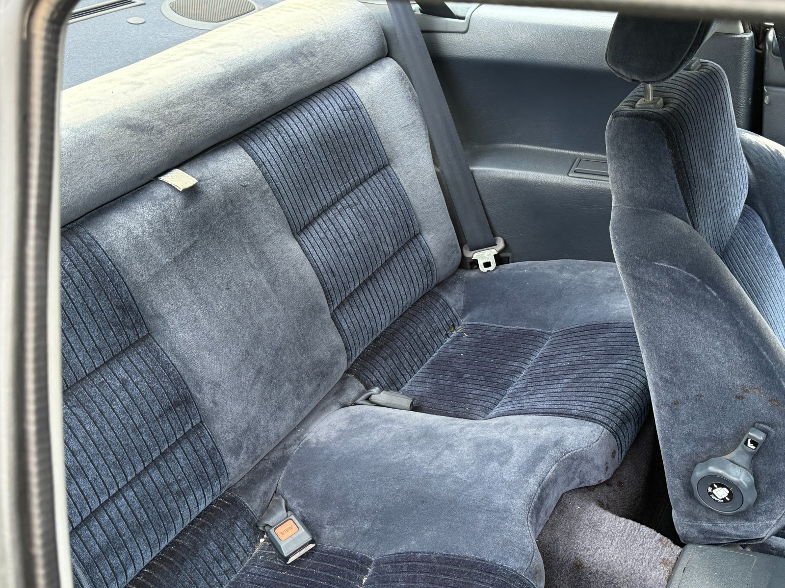 Honda-Prelude-1988-Coupe-14