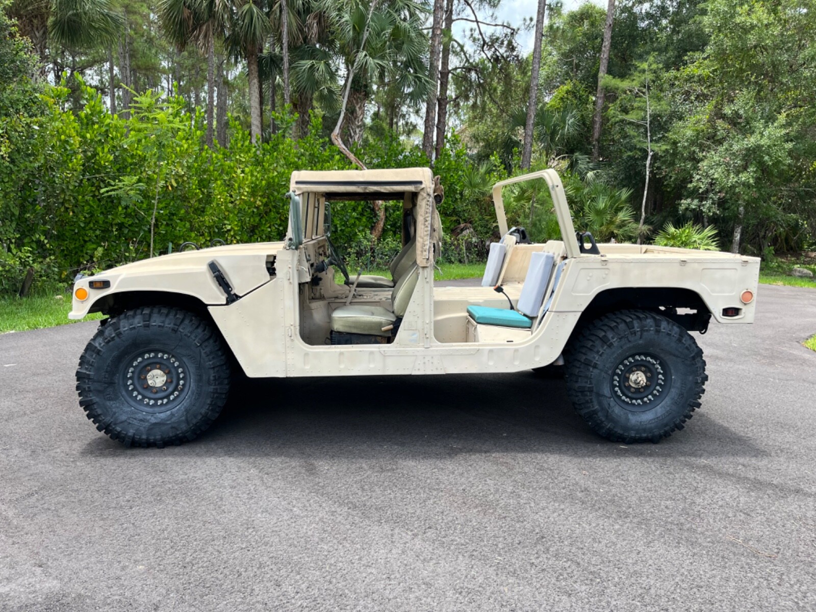 Hummer-H1-1980-SUV-1