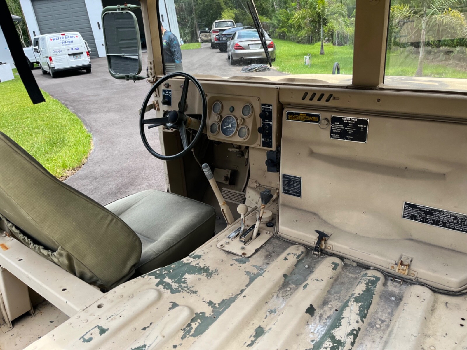 Hummer-H1-1980-SUV-7