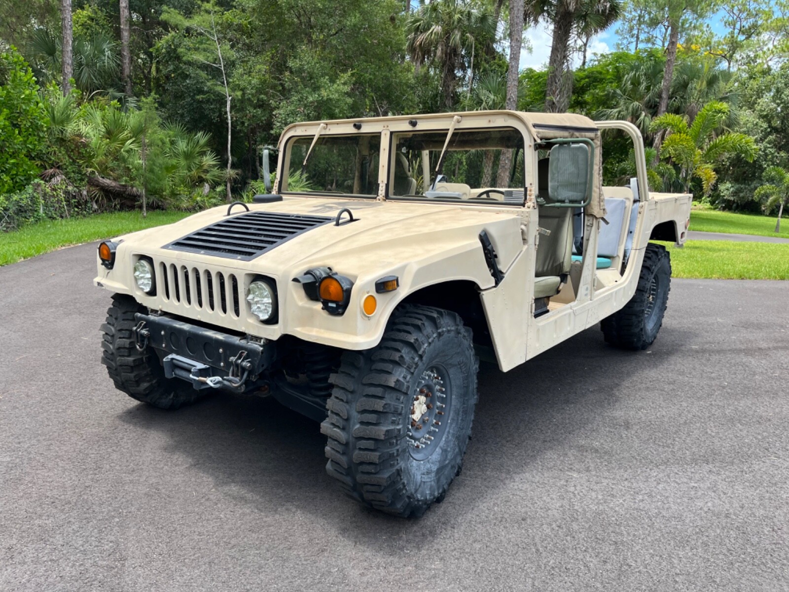 Hummer-H1-1980-SUV