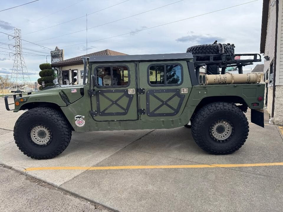 Hummer-H1-1993-SUV-1