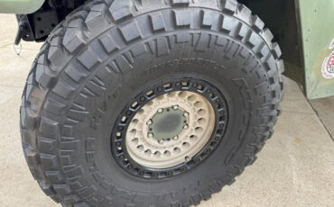 Hummer-H1-1993-SUV-17