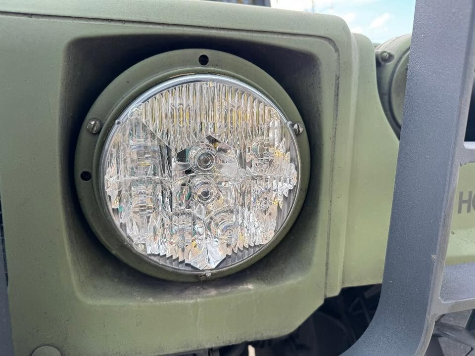 Hummer-H1-1993-SUV-18