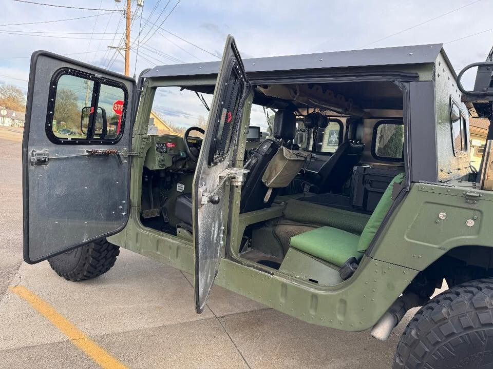 Hummer-H1-1993-SUV-7